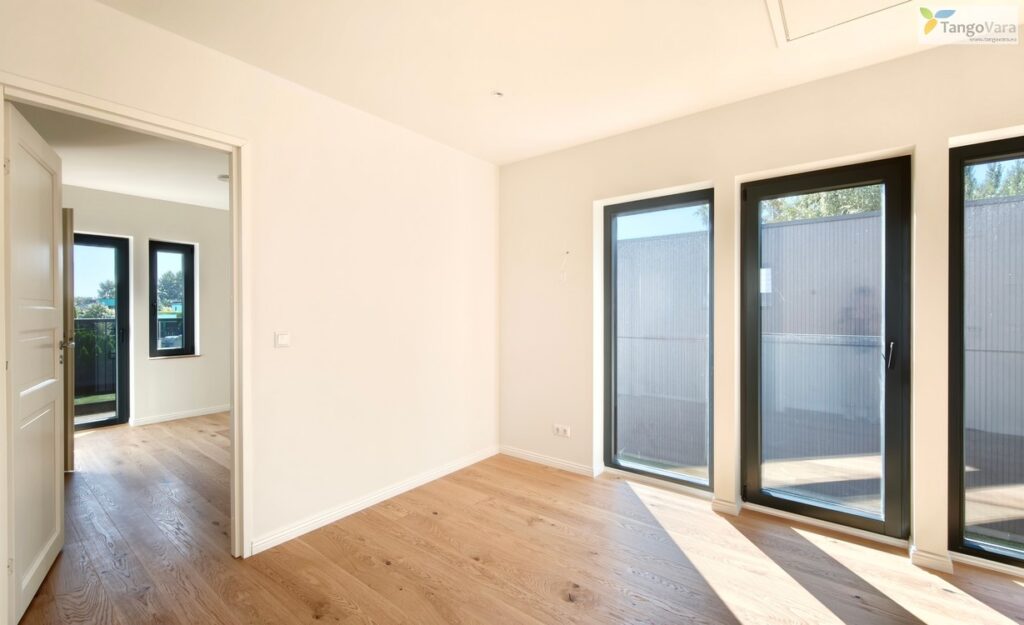 A16_2k_hall-peamag